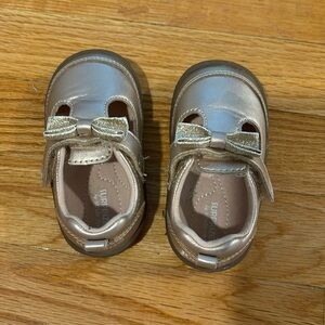 Adorable Surprize by stride rite girls shoes